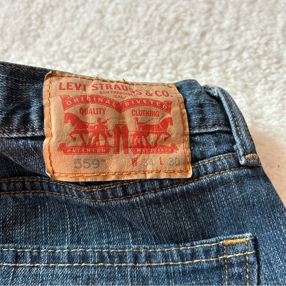 Levi’s 559 Men’s Bootcut Dark Wash Jeans W34 L30 - Picture 2 of 3